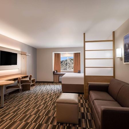 Microtel Inn & Suites By Wyndham Georgetown Lake Exterior foto