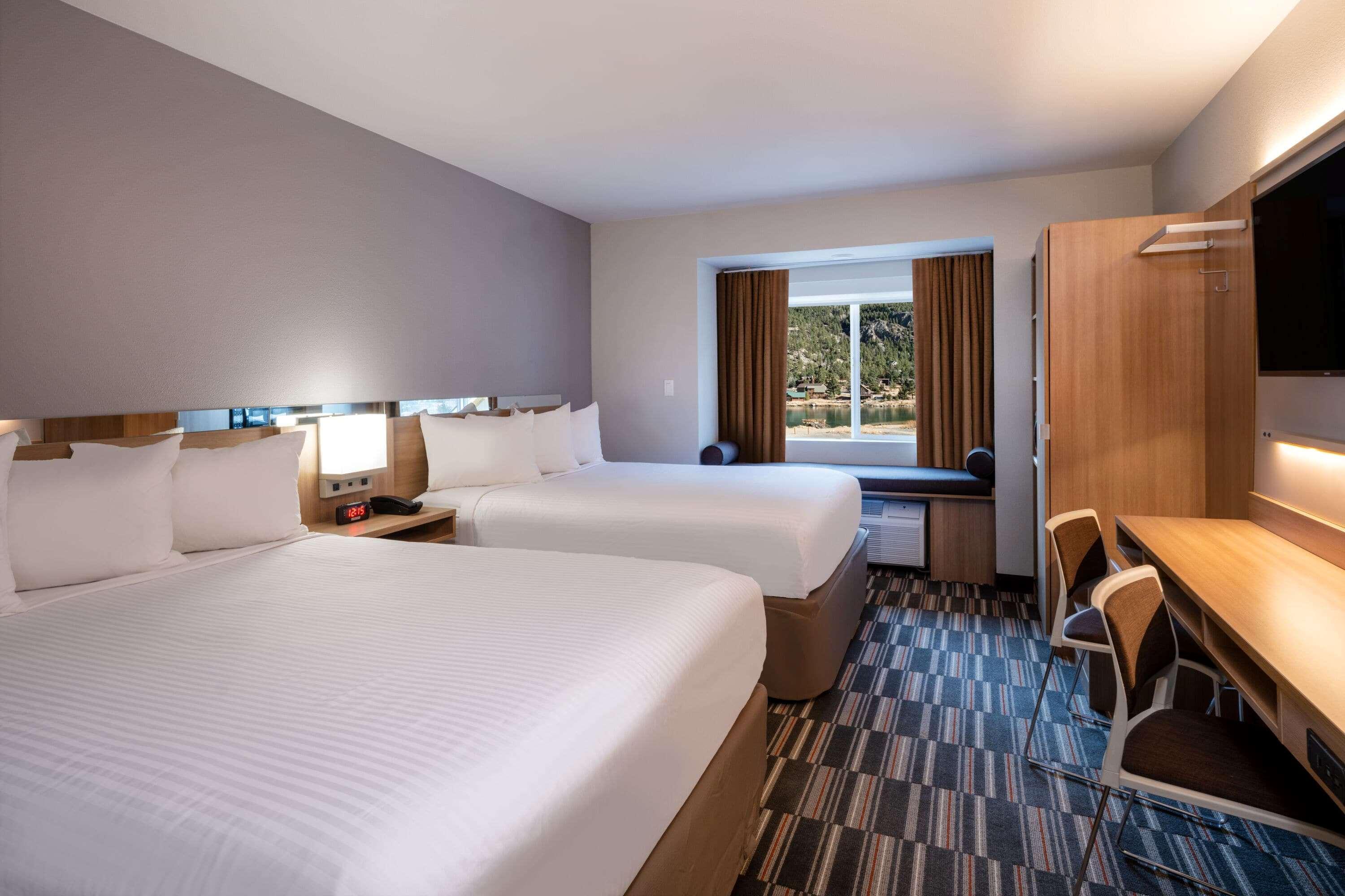 Microtel Inn & Suites By Wyndham Georgetown Lake Exterior foto