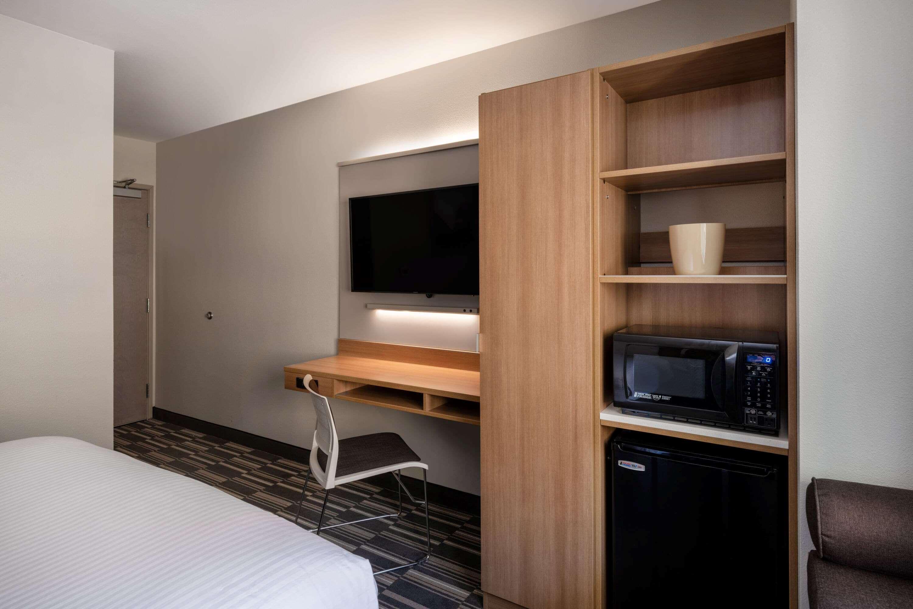 Microtel Inn & Suites By Wyndham Georgetown Lake Exterior foto