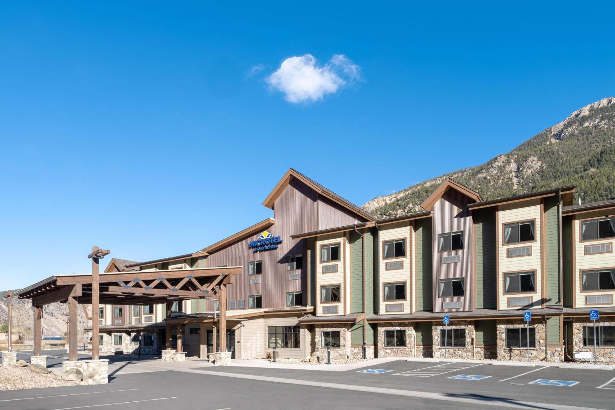 Microtel Inn & Suites By Wyndham Georgetown Lake Exterior foto